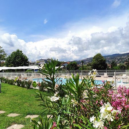Studio 2 - Les Suites De Robinson - Residence Avec Piscine En Bord De Siagne, A מאנדליה-לה-נאפול מראה חיצוני תמונה